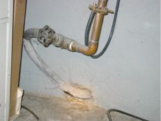 Main House Device Water Pipe